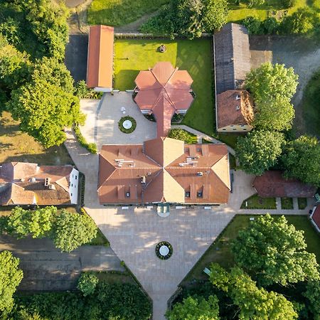 Schlosshotel Wilhelmsthal Calden Bagian luar foto