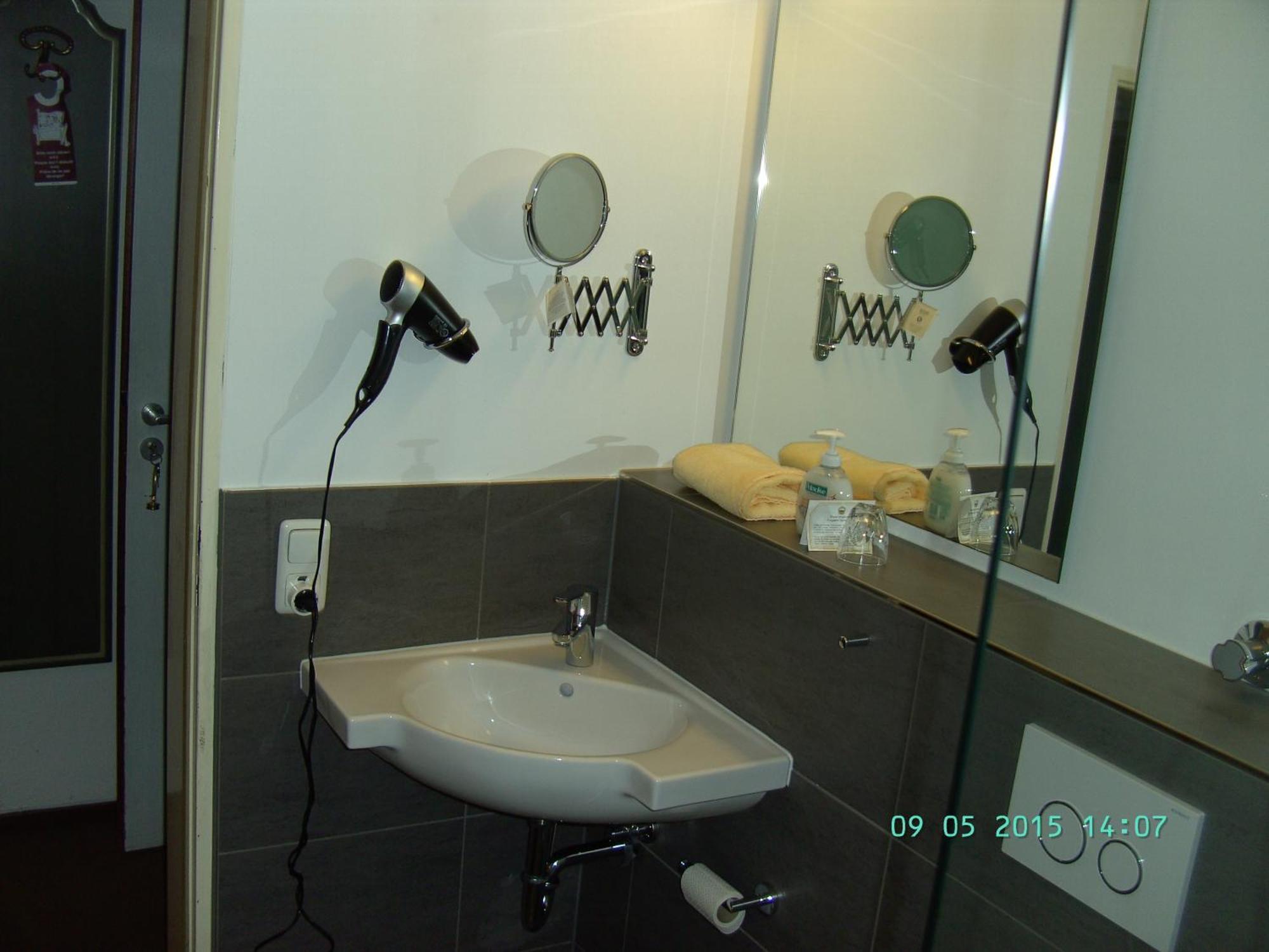 Schlosshotel Wilhelmsthal Calden Bagian luar foto